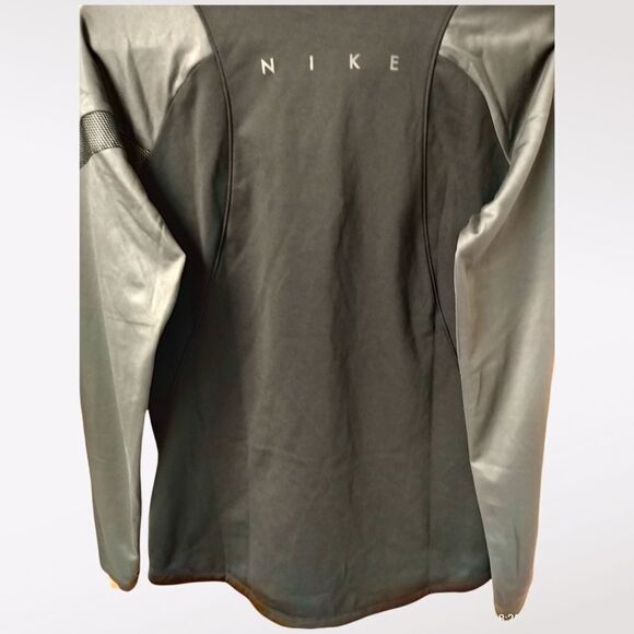 NIKE Women's Athletic Black & Gray 1/2 Zip Pullover With Dri-Fit - Picture 14 of 15